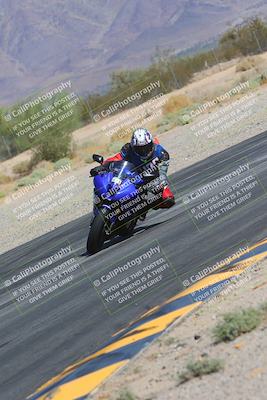 media/Oct-17-2024-Racers Edge (Thu) [[f51934c085]]/B Group/Session 2 (Turn 6 Inside)/